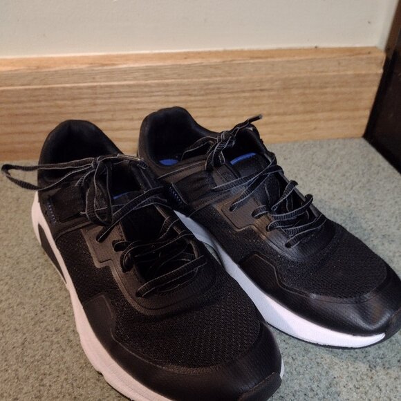 Boys Size 6M Black Sneakers by Alpine Swiss - Picture 7 of 8